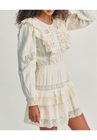 LOVE SHACK FANCY - Mini sukienka z falbankami Santorini. Typ kołnierza: kołnierz z falbankami. Kolor: biały. Materiał: bawełna, koronka, tkanina. Wzór: koronka. Typ sukienki: dopasowane, rozkloszowane. Długość: mini #2