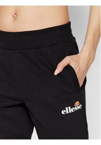 Ellesse Spodnie dresowe Hallouli SGK13652 Czarny Regular Fit. Kolor: czarny. Materiał: dresówka, bawełna
