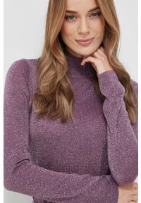 Silvian Heach sweter damski kolor fioletowy lekki z półgolfem. Kolor: fioletowy. Materiał: materiał. Długość rękawa: długi rękaw. Długość: długie #1