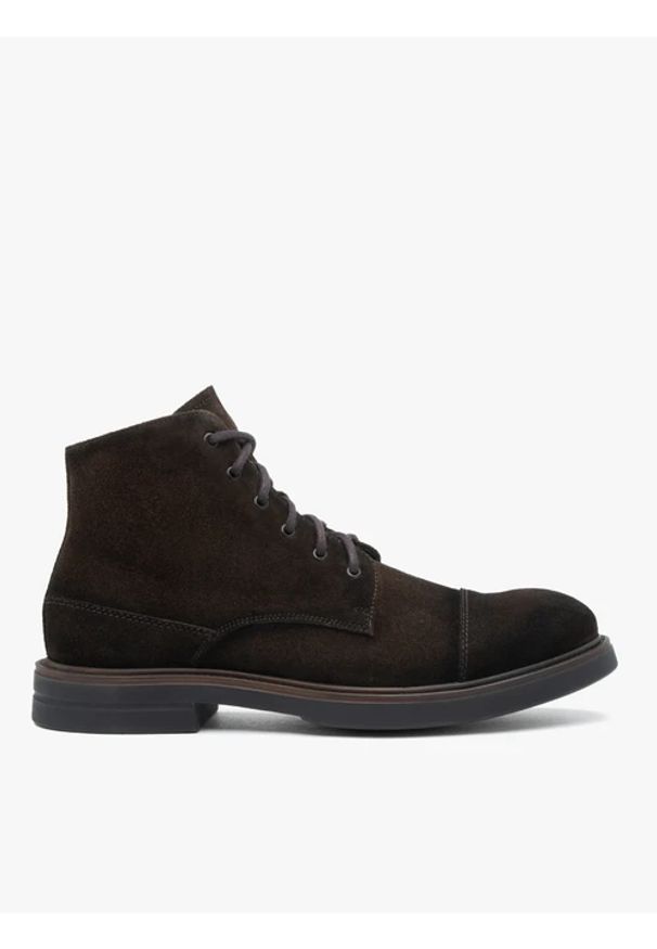 Ryłko - Ciemnobrązowe trzewiki ze skóry welurowej. Okazja: na co dzień. Wysokość cholewki: za kostkę. Zapięcie: sznurówki. Kolor: brązowy. Materiał: skóra, welur. Szerokość cholewki: normalna. Styl: casual, street