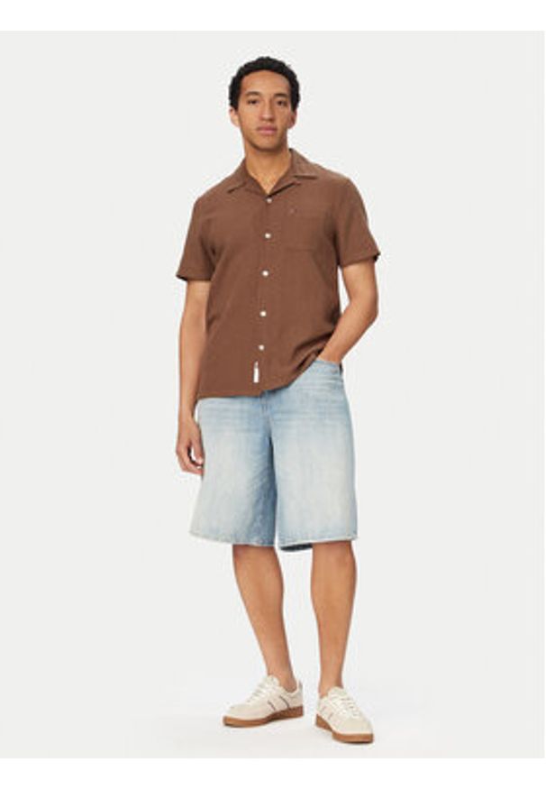 Tommy Jeans Koszula DM0DM23058 Brązowy Regular Fit. Kolor: brązowy. Materiał: len