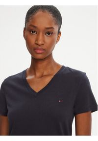 TOMMY HILFIGER - Tommy Hilfiger T-Shirt Heritage V-Neck Tee WW0WW24969 Granatowy Regular Fit. Kolor: niebieski. Materiał: bawełna #4