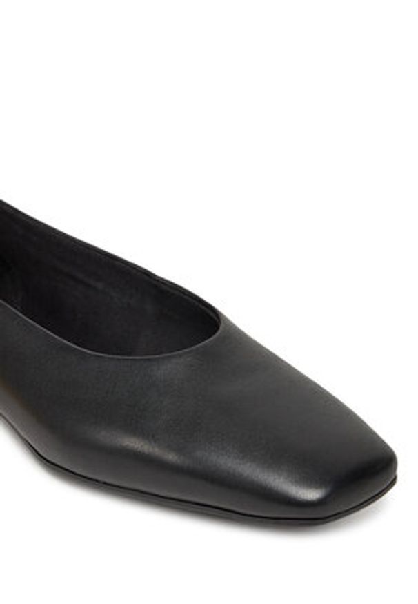 Vagabond Shoemakers Baleriny Delia 5907-101-02 Czarny. Kolor: czarny. Materiał: skóra