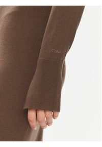 Calvin Klein Sukienka dzianinowa K20K205992 Brązowy Regular Fit. Kolor: brązowy. Materiał: wełna, dzianina #2