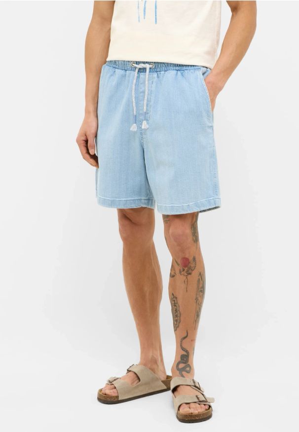 Męskie szorty Mustang Style Prague Shorts Denim Blue 1016652 5000 300. Materiał: denim