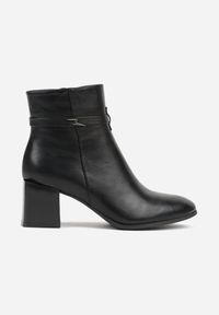 Born2be - Czarne Eleganckie Botki na Niskim Słupku z Ozdobnym Paskiem z Aplikacją Avelerie. Okazja: na spotkanie biznesowe. Zapięcie: pasek. Kolor: czarny. Wzór: aplikacja. Obcas: na słupku. Styl: elegancki #3