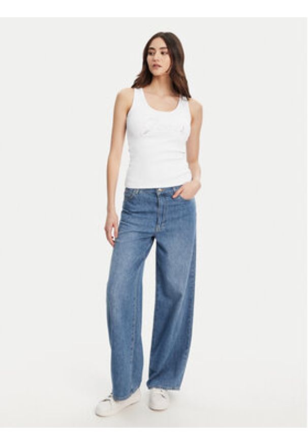 Guess Top W5YP00 KCXJ2 Biały Regular Fit. Kolor: biały. Materiał: syntetyk