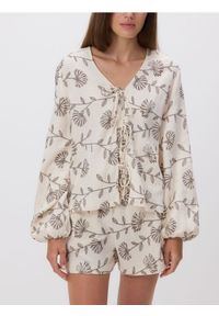 Reserved - Bluzka z wiązaniem z przodu - kremowy. Kolor: kremowy. Materiał: bawełna, tkanina #1