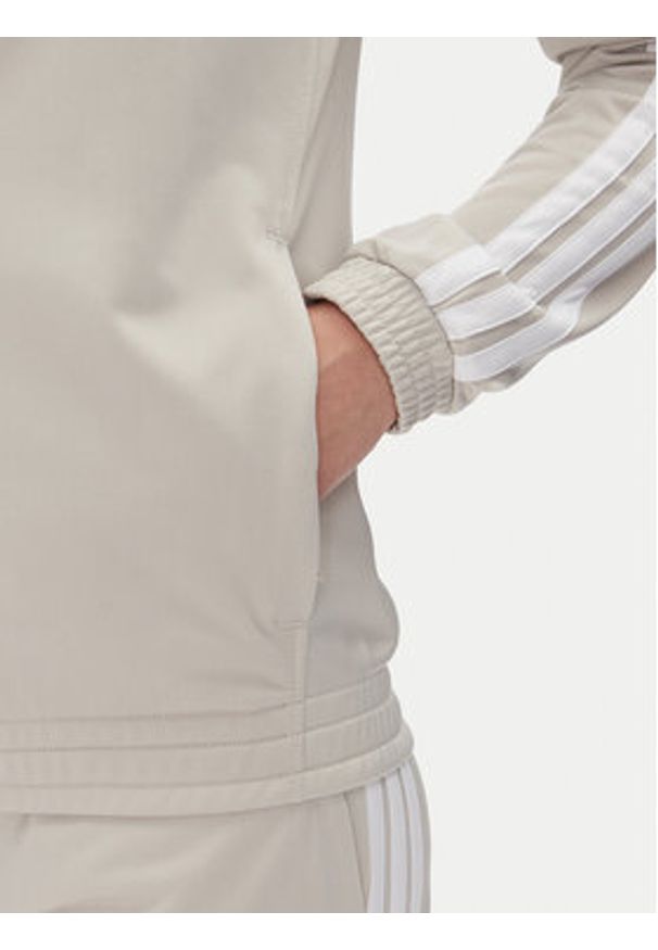 Adidas - adidas Bluza Tricot 3-Stripes JD4521 Beżowy Regular Fit. Kolor: beżowy. Materiał: syntetyk