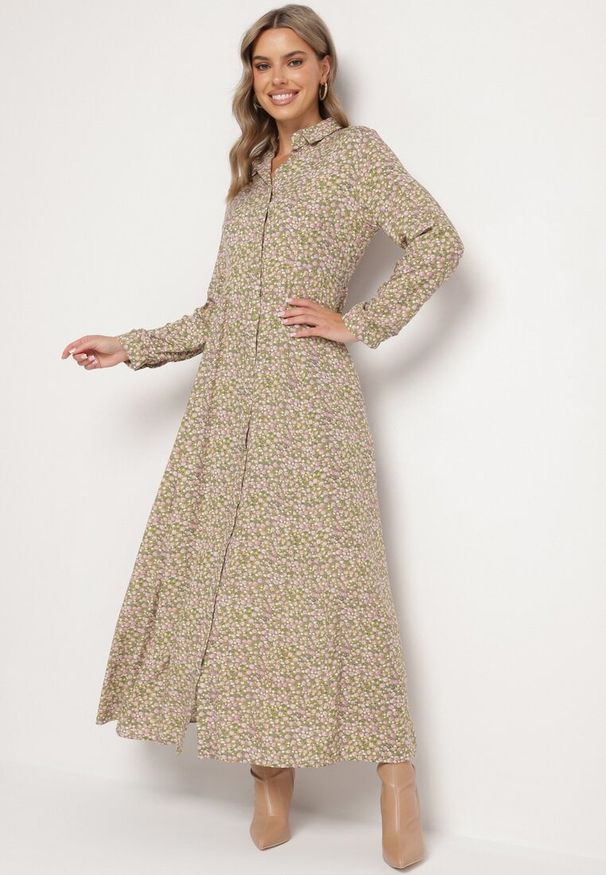 Born2be - Zielono-Beżowa Sukienka Perippe. Kolor: zielony. Wzór: kwiaty, nadruk, aplikacja, kolorowy. Typ sukienki: rozkloszowane, koszulowe. Długość: maxi