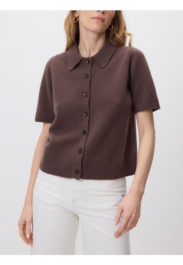 Reserved - Wełniany sweter polo - brązowy. Typ kołnierza: polo. Kolor: brązowy. Materiał: wełna