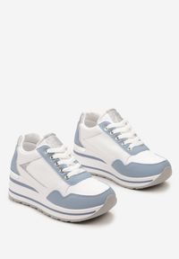 Renee - Niebiesko-Białe Sneakersy na Niskiej Platformie ze Wstawkami Brokatowymi Gwenoa. Kolor: niebieski. Obcas: na platformie #2