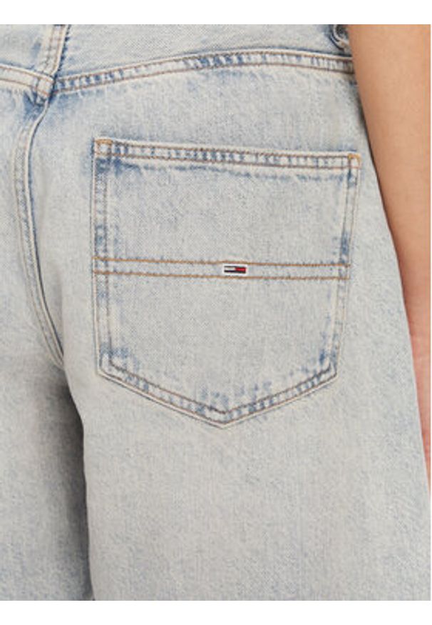 Tommy Jeans Szorty jeansowe Mia DW0DW20086 Niebieski Relaxed Fit. Kolor: niebieski. Materiał: bawełna