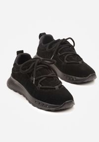 Born2be - Czarne Sneakersy z Naturalnego Zamszu ze Skórzaną Wkładką Dolittea. Okazja: na co dzień, na spacer. Kolor: czarny. Materiał: zamsz, skóra. Wzór: aplikacja. Sport: turystyka piesza #6