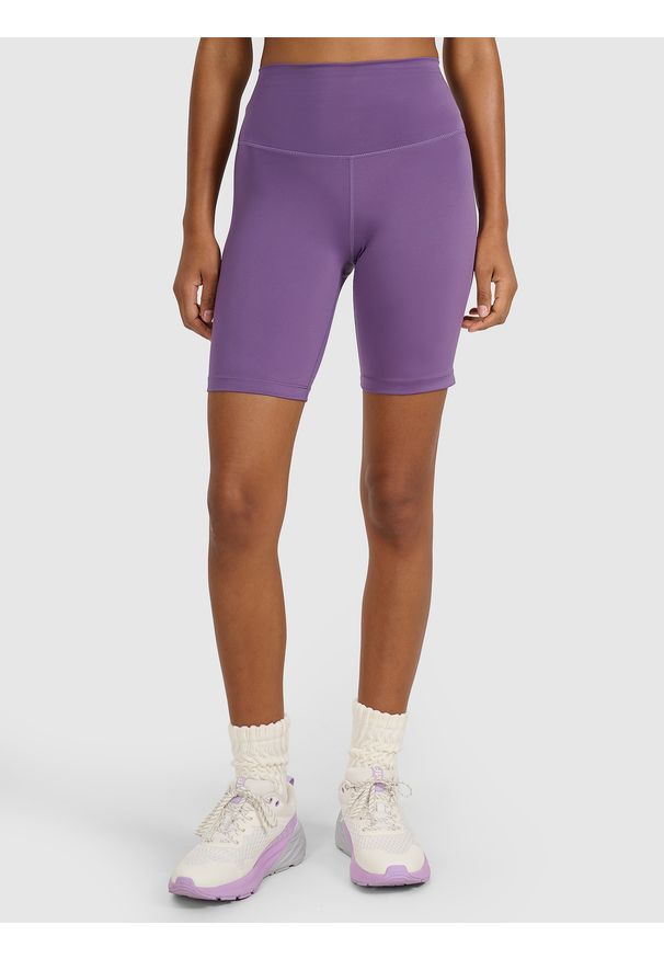 4f - 4F Legginsy kolarki treningowe damskie - fioletowe M. Stan: podwyższony. Kolor: fioletowy. Materiał: materiał, elastan, syntetyk, włókno, dzianina. Długość: krótkie. Wzór: gładki, ze splotem. Sport: fitness