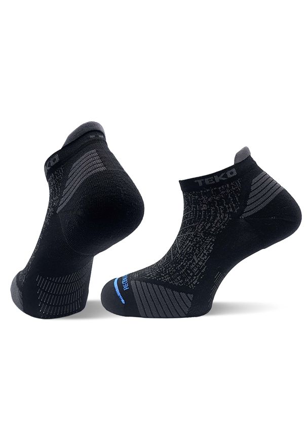 TEKO - Skarpety do biegania Teko ecoRUN Low Cut Light Half Cushion 2.0. Kolor: szary, wielokolorowy, czarny. Sport: turystyka piesza