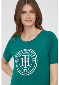 TOMMY HILFIGER - Tommy Hilfiger t-shirt bawełniany kolor zielony. Kolor: zielony. Materiał: bawełna. Długość rękawa: krótki rękaw. Długość: krótkie. Wzór: nadruk #3