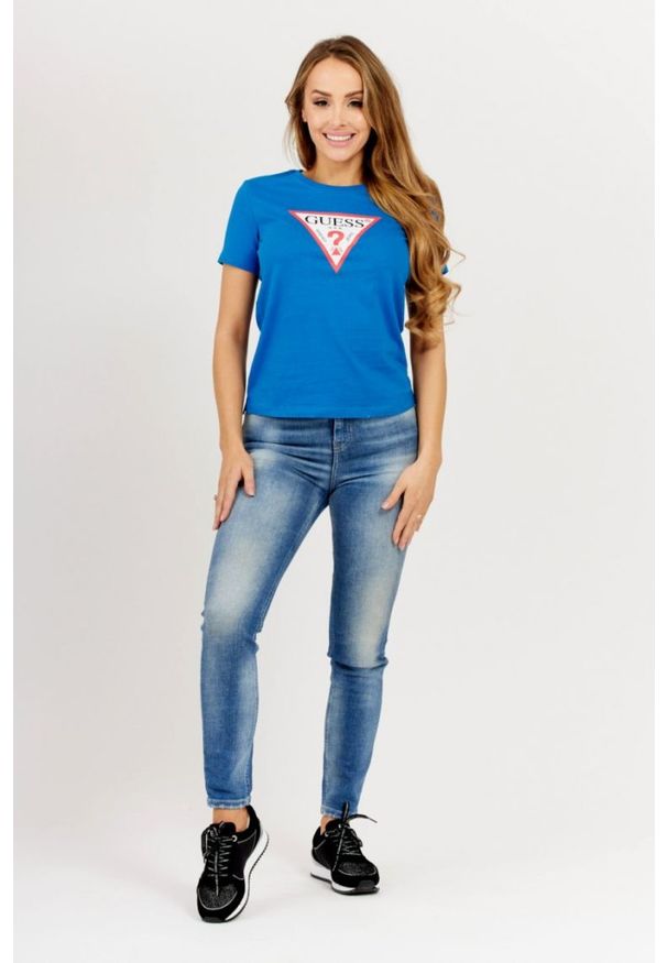Guess - GUESS Niebieski t-shirt damski z dużym trójkątnym logo, Rozmiar S. Kolor: niebieski. Materiał: bawełna. Wzór: nadruk