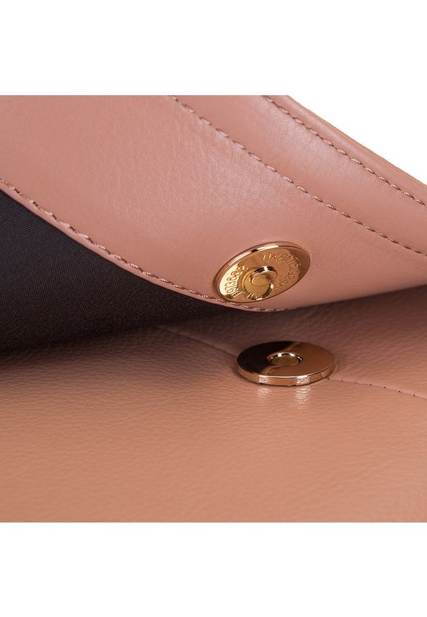 Wittchen - Damska listonoszka skórzana saddle bag. Kolor: różowy. Wzór: haft, aplikacja. Dodatki: z haftem. Materiał: skórzane. Styl: klasyczny, elegancki, retro
