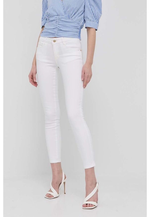 Guess jeansy damskie medium waist. Kolor: biały
