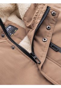 Ombre Clothing - Męska długa kurtka parka z kożuszkiem – beżowa V1 - Rozmiar: XL. Typ kołnierza: kaptur. Kolor: beżowy. Materiał: guma, wełna, poliester, materiał, syntetyk. Długość: długie. Wzór: aplikacja. Styl: klasyczny