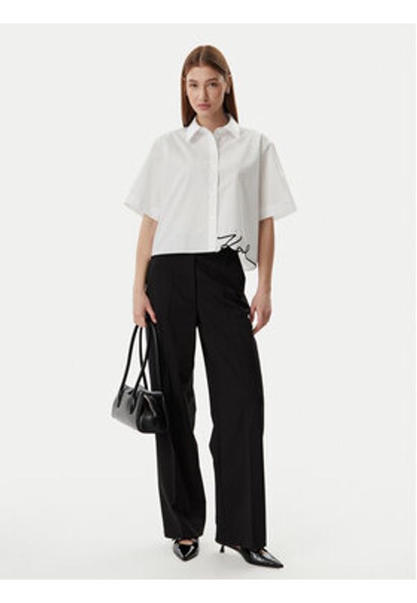 Karl Lagerfeld - KARL LAGERFELD Koszula B2W11017 Biały Loose Fit. Typ kołnierza: dekolt w karo. Kolor: biały. Materiał: bawełna