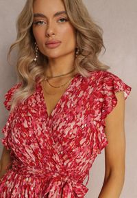 Renee - Czerwona Rozkloszowana Midi Sukienka w Kwiaty z Wiskozy Ściągana w Talii Gumką Anicolas. Kolor: czerwony. Materiał: wiskoza. Wzór: kwiaty. Długość: midi #3