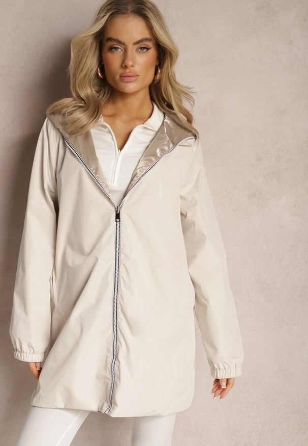 Renee - Jasnobeżowa Metaliczna Kurtka Dwustronna z Kapturem Amsera. Typ kołnierza: kaptur. Kolor: beżowy