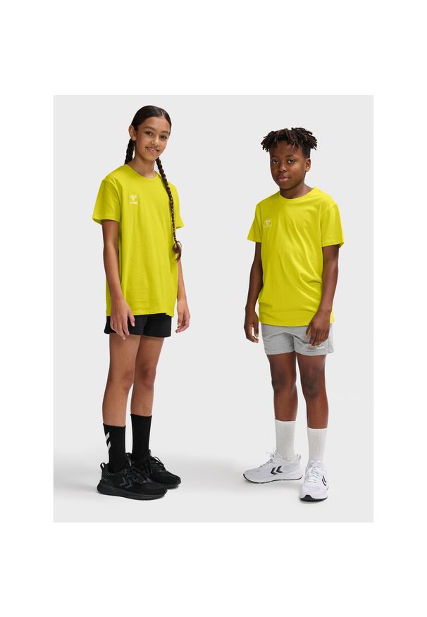 Koszulka dla dzieci Hummel Go 2.0. Kolor: żółty. Materiał: dzianina. Sport: piłka nożna