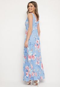 Born2be - Niebieska Sukienka o Rozkloszowanym Kroju z Plisami i Dekoltem w Serek Nitolina. Okazja: na spacer, na co dzień. Typ kołnierza: dekolt w serek. Kolor: niebieski. Materiał: jeans. Długość rękawa: na ramiączkach. Typ sukienki: rozkloszowane. Styl: casual #4