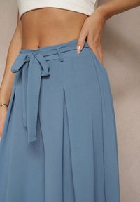 Renee - Niebieskie Spodnie z Bawełną o Szerokim Kroju High Waist z Paskiem Iveleldi. Stan: podwyższony. Kolor: niebieski. Materiał: bawełna. Styl: elegancki #3
