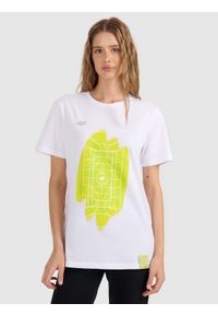 4f - 4F T-shirt regular z nadrukiem uniseks Fundacja 4FPomaga - biały XS. Okazja: na co dzień. Kolor: biały. Materiał: skóra, dzianina, bawełna, materiał. Wzór: nadruk. Styl: młodzieżowy, klasyczny, casual, sportowy #2