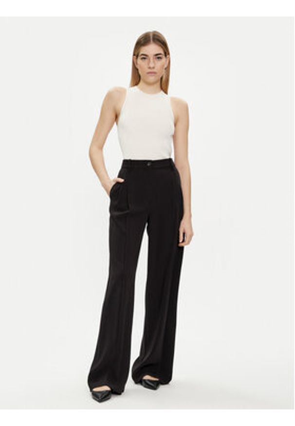 Calvin Klein Top K20K206506 Biały Slim Fit. Kolor: biały. Materiał: wiskoza