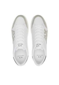 Armani Exchange Sneakersy XUX176 XV760 K609 Biały. Kolor: biały