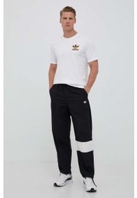adidas Originals spodnie dresowe kolor czarny wzorzyste. Kolor: czarny. Materiał: dresówka #3