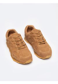 Big-Star - Sneakersy damskie ze skóry naturalnej zamszowej brązowe RR274821 802. Okazja: na co dzień, na spacer. Kolor: brązowy. Materiał: zamsz, skóra. Sport: turystyka piesza #6