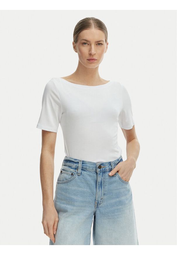 only - ONLY T-Shirt Free 15367559 Biały Regular Fit. Kolor: biały. Materiał: syntetyk