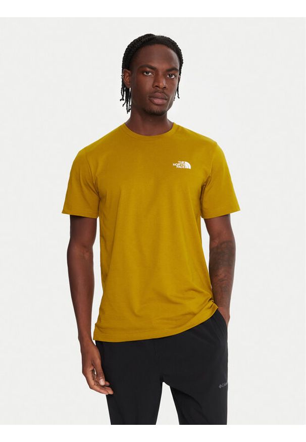 The North Face T-Shirt Simple Dome NF0A87NG Żółty Regular Fit. Kolor: żółty. Materiał: syntetyk