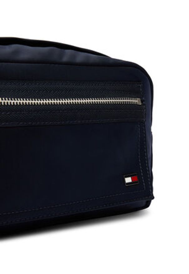 TOMMY HILFIGER - Tommy Hilfiger Kosmetyczka Enamel Flag Travel Washbag AM0AM14111 Granatowy. Kolor: niebieski. Materiał: materiał