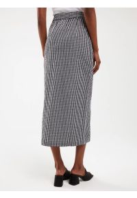 Big-Star - Spódnica damska midi w drobną kratę z guzikami biało-czarna Polli 906. Kolor: czarny. Materiał: bawełna, tkanina. Wzór: kratka. Styl: elegancki, retro, klasyczny #2