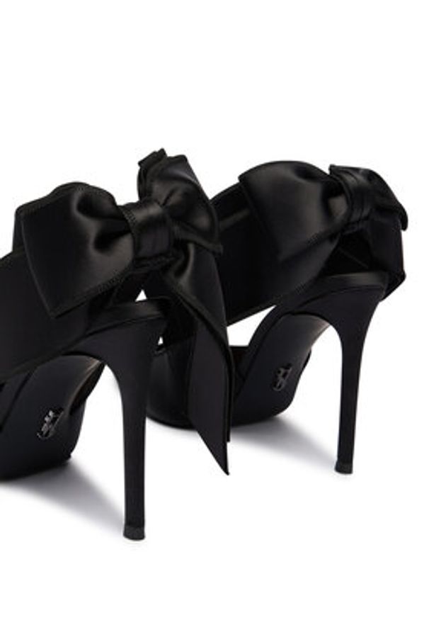 Steve Madden Szpilki Teacup 11004931 Czarny. Kolor: czarny. Materiał: materiał. Obcas: na szpilce