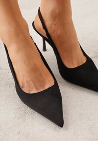 Renee - Czarne Sandały Slingback na Szpilce z Imitacji Zamszu Carilona. Zapięcie: bez zapięcia. Kolor: czarny. Materiał: zamsz. Sezon: lato. Obcas: na szpilce. Wysokość obcasa: średni #8