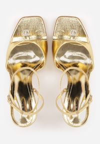 Born2be - Złote Eleganckie Sandały VICES na Szpilce z Kokardą i Aplikacją z Cyrkoniami Melirea. Okazja: do pracy, na spotkanie biznesowe. Zapięcie: pasek. Kolor: złoty. Wzór: aplikacja. Obcas: na szpilce. Styl: elegancki #8
