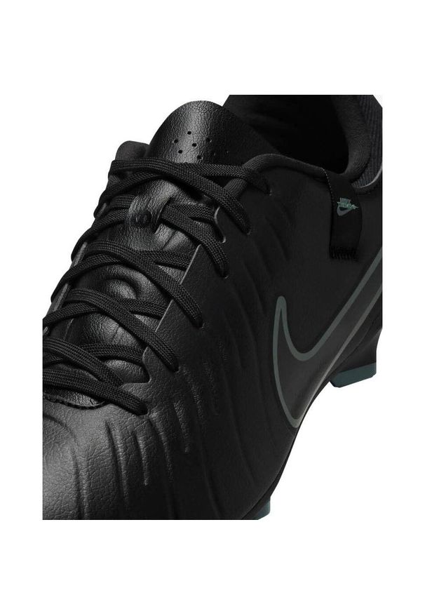 Buty piłkarskie męskie Nike 002 Tiempo Legend 10 Academy Mg. Kolor: czarny, zielony, wielokolorowy. Materiał: syntetyk, materiał. Szerokość cholewki: normalna. Sport: piłka nożna