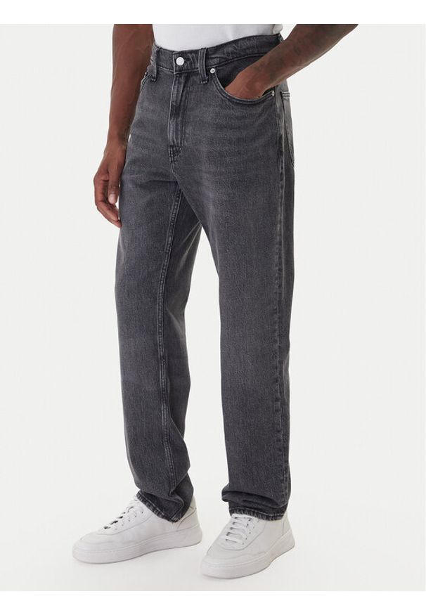 Tommy Jeans Jeansy DM0DM21355 Szary Regular Fit. Kolor: szary
