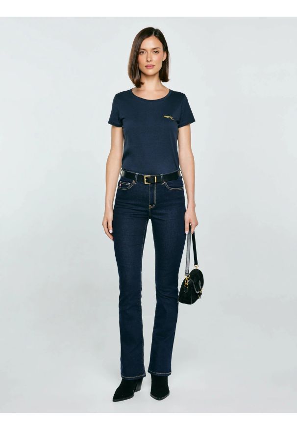 Big-Star - Koszulka damska z brokatowym nadrukiem granatowa Merra 403. Kolor: niebieski. Materiał: dzianina, puch. Długość rękawa: krótki rękaw. Długość: krótkie. Wzór: nadruk. Sezon: zima. Styl: wizytowy, klasyczny