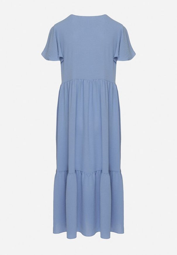 Born2be - Jasnoniebieska Sukienka o Rozkloszowanym Kroju z Wiskozą Filastia. Okazja: na co dzień. Typ kołnierza: dekolt w kształcie V. Kolor: niebieski. Materiał: wiskoza. Długość rękawa: krótki rękaw. Typ sukienki: rozkloszowane. Styl: casual, elegancki, klasyczny