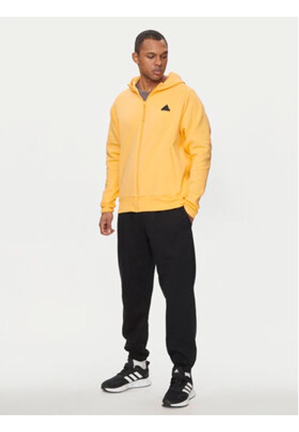 Adidas - adidas Bluza Z.N.E. Premium IR5237 Żółty Loose Fit. Kolor: żółty. Materiał: bawełna