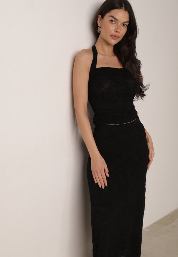 Born2be - Czarny Letni Komplet z Domieszką Wiskozy Bluzka z Wiązaniem z Tyłu i Spódnica Mairir. Kolor: czarny. Materiał: wiskoza