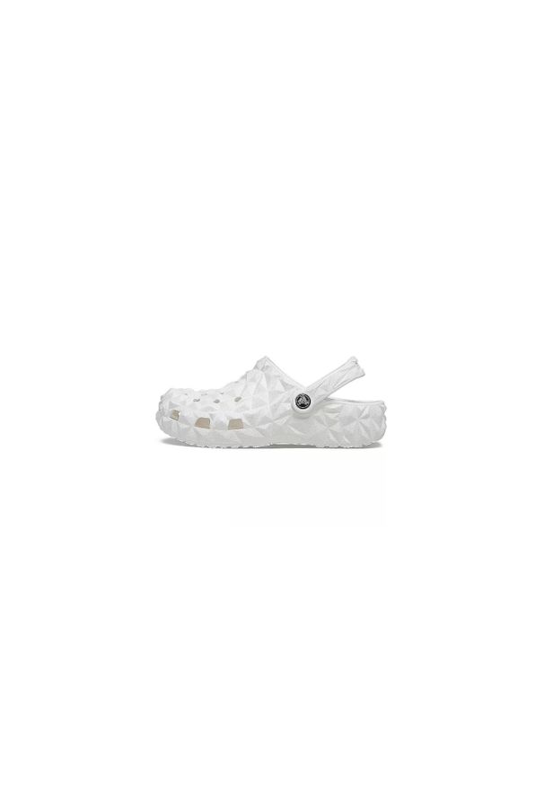 Buty do chodzenia męskie Crocs Classic Geometric Clog. Zapięcie: bez zapięcia. Kolor: biały. Materiał: materiał, syntetyk. Szerokość cholewki: normalna. Sport: turystyka piesza